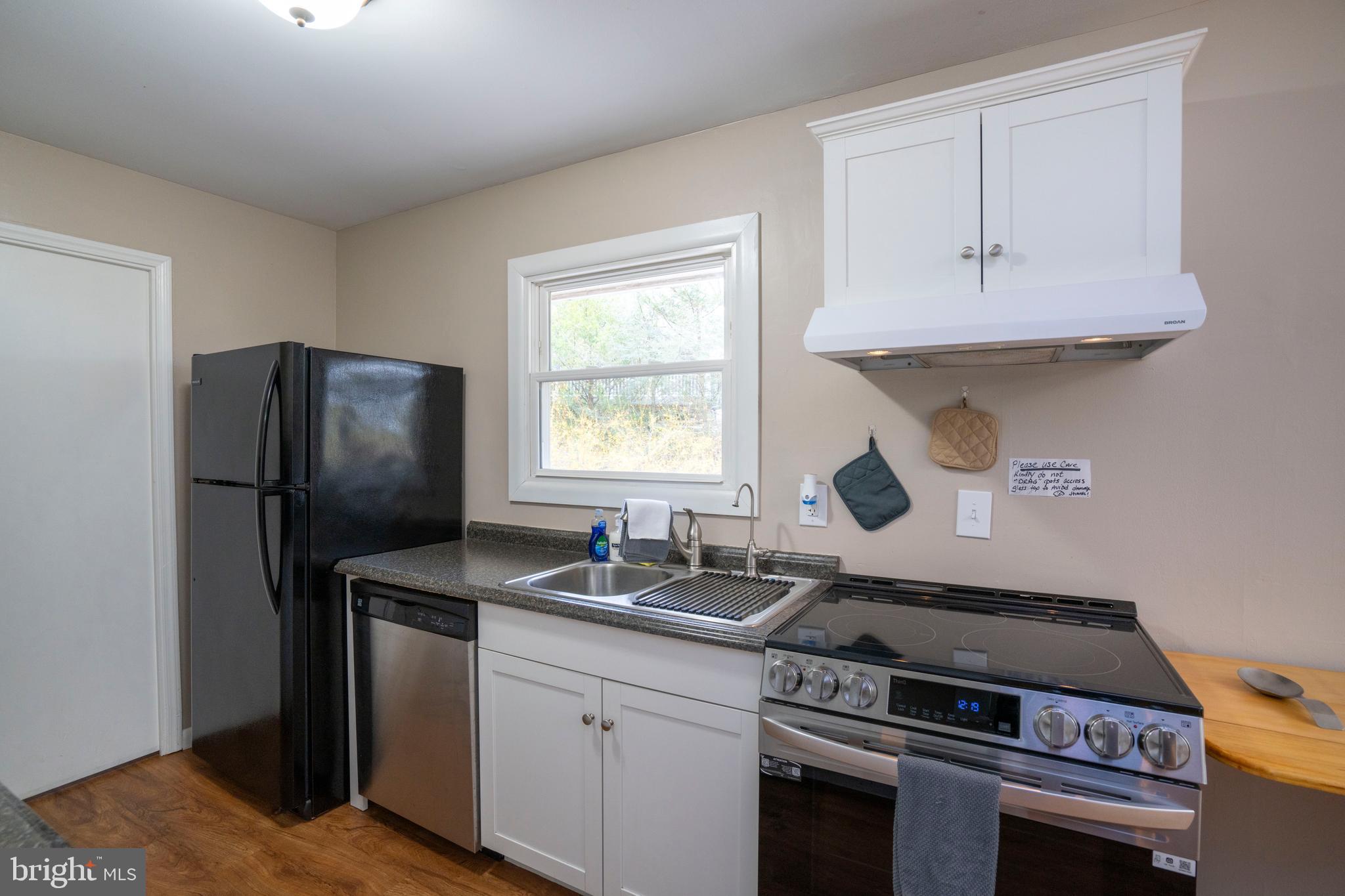 PARK FOREST VILLAGE - Residential