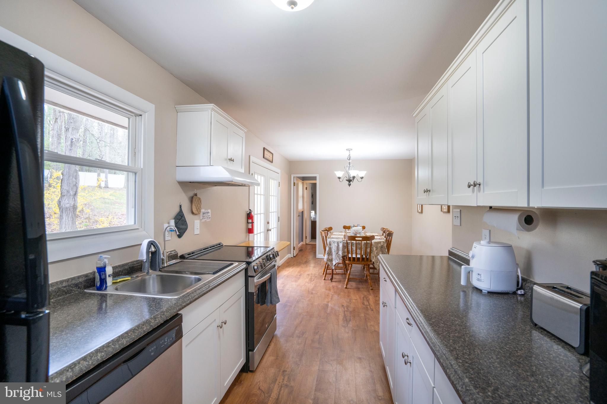 PARK FOREST VILLAGE - Residential