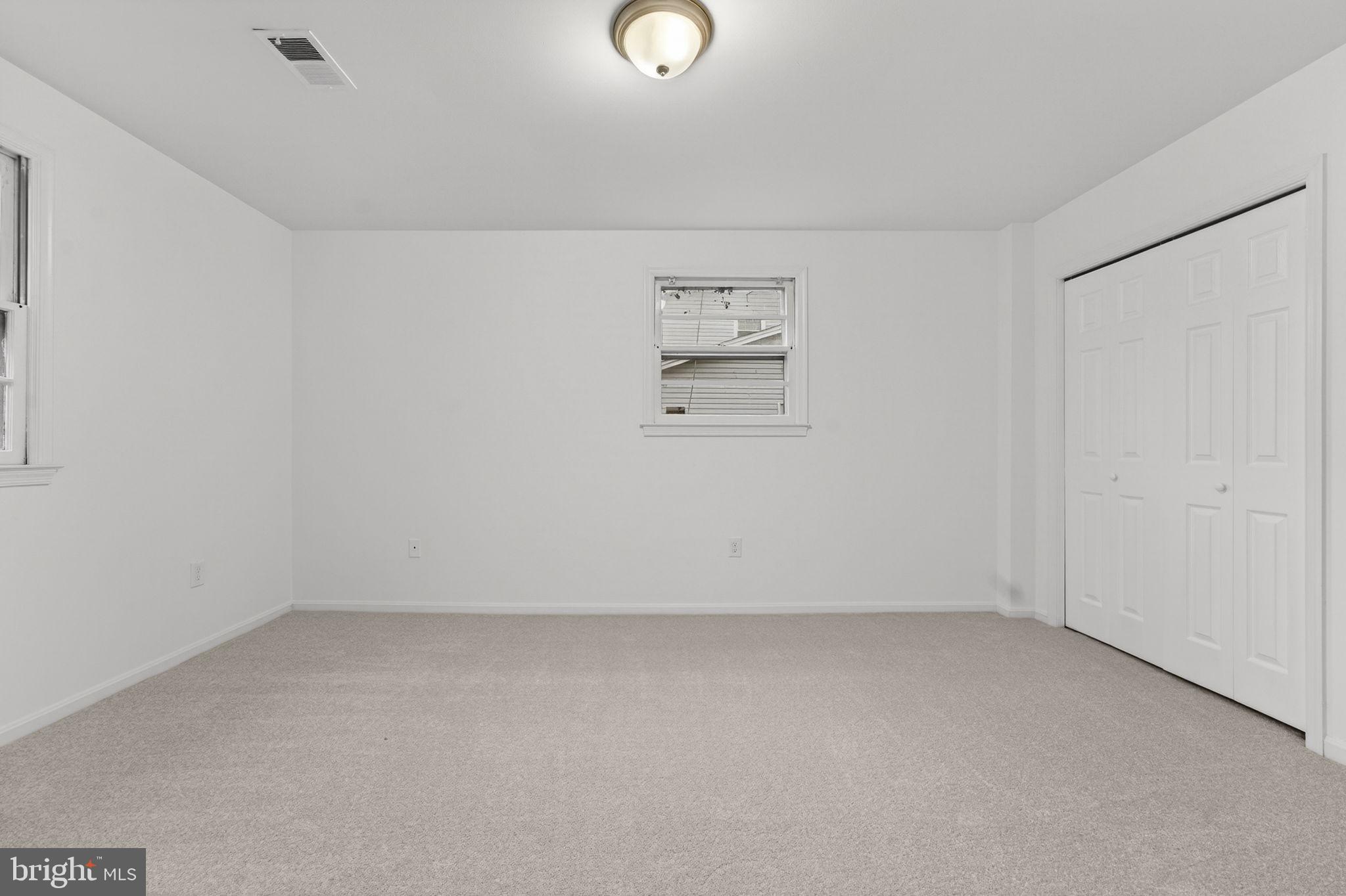 SOUTHAMPTON FOREST - Residential