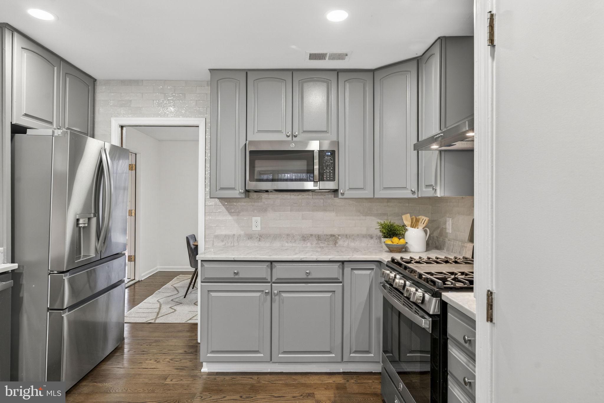 SOUTHAMPTON FOREST - Residential