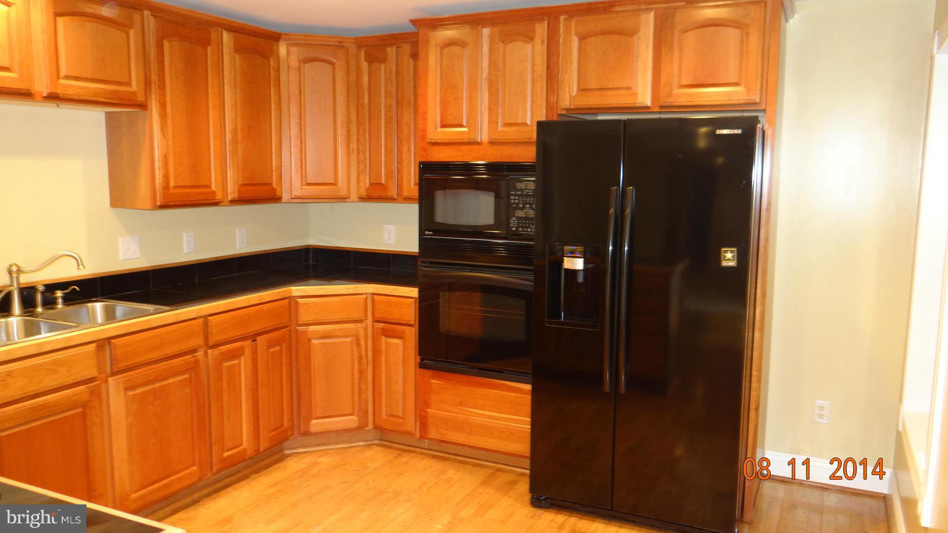 POPLAR HILLS - Residential