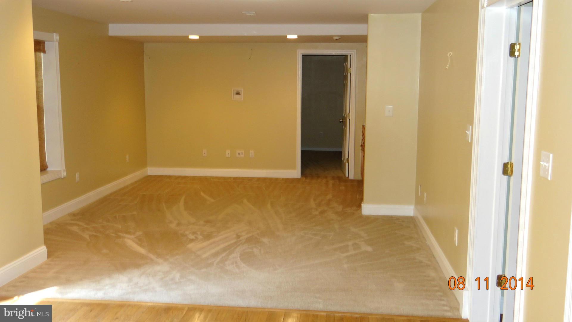 POPLAR HILLS - Residential