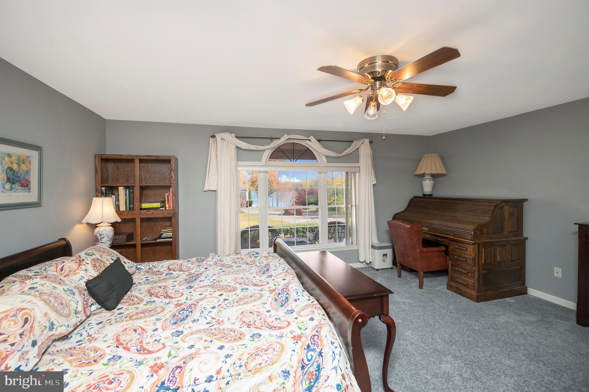 LAKE OF THE WOODS - Residential