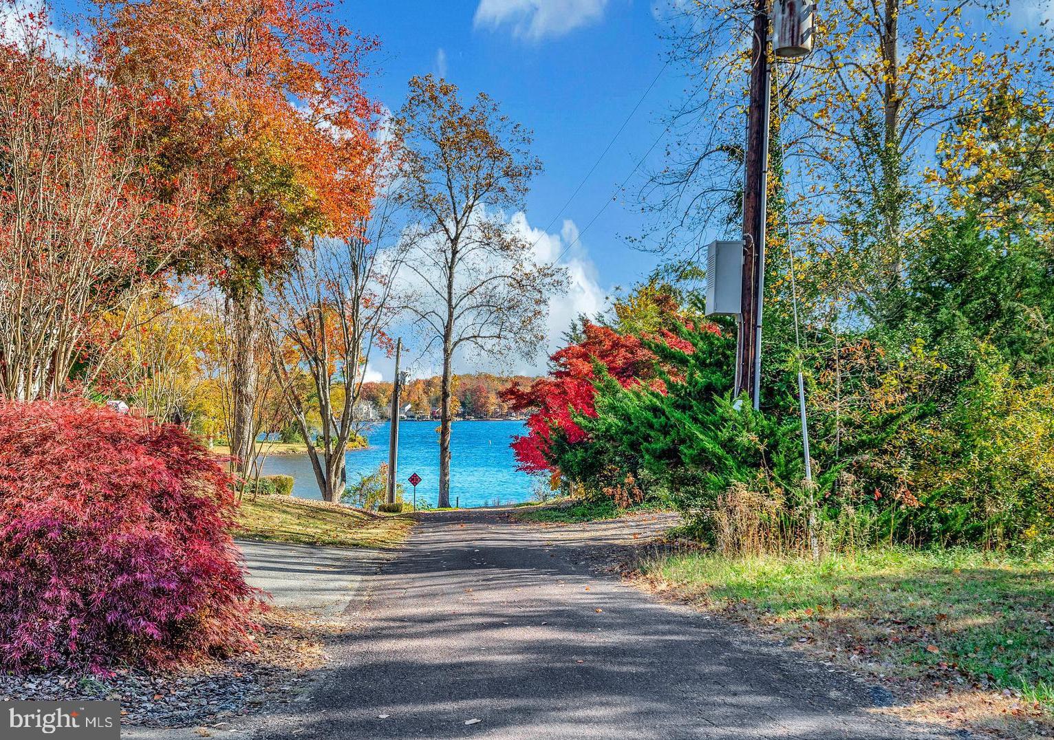 LAKE OF THE WOODS - Residential