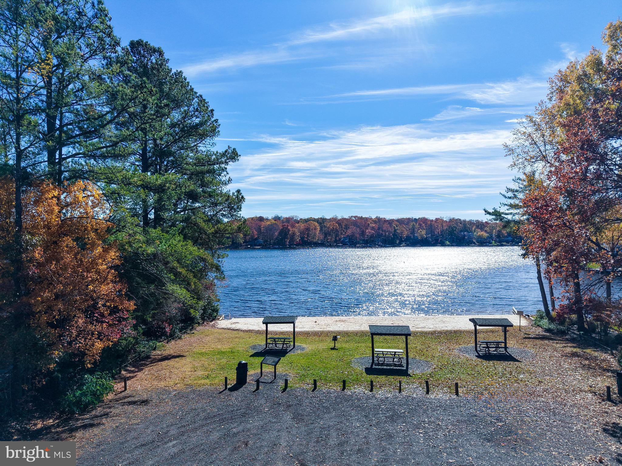 LAKE OF THE WOODS - Residential
