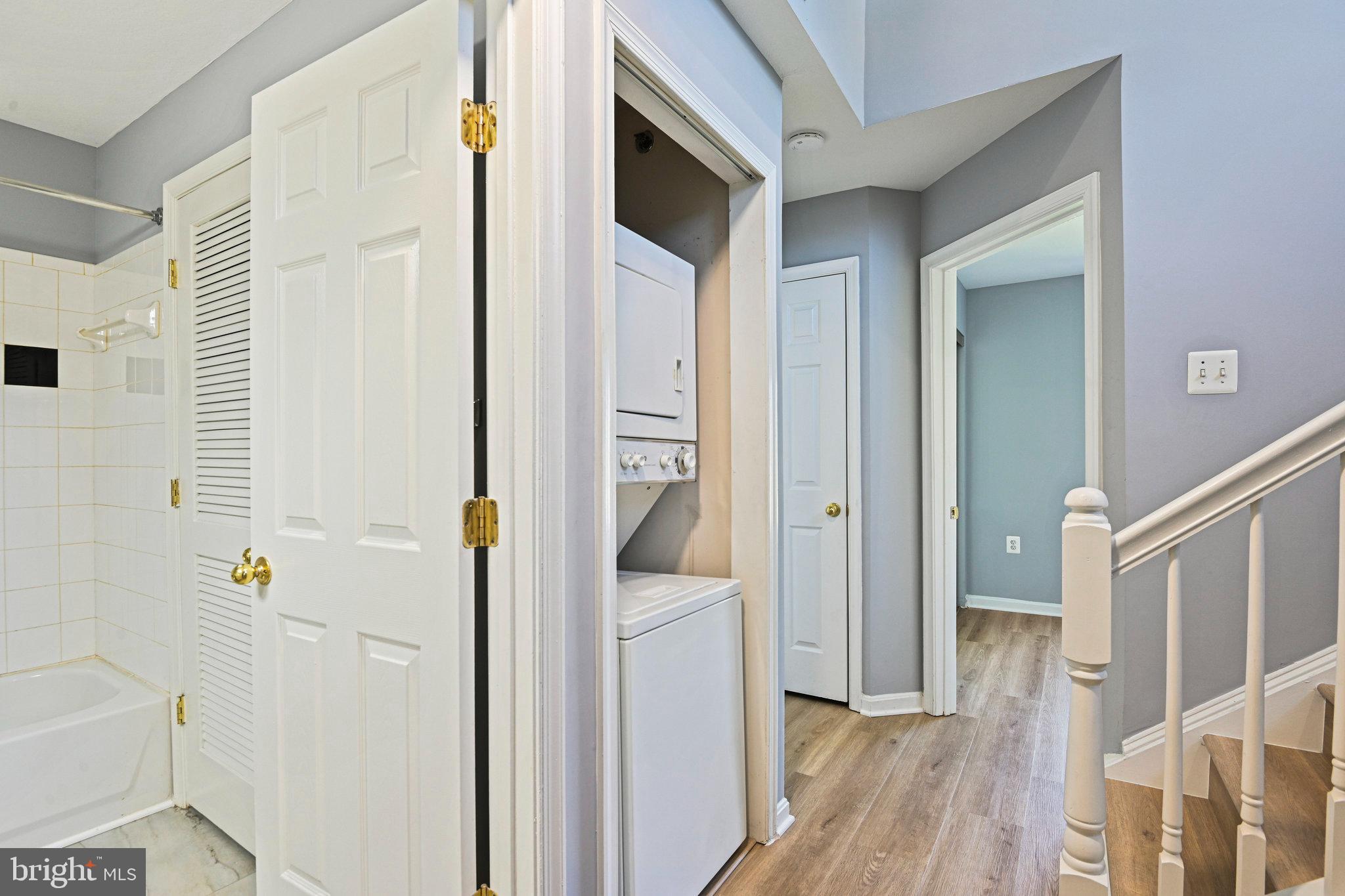 PARKSIDE AT ASHBURN - Residential Lease