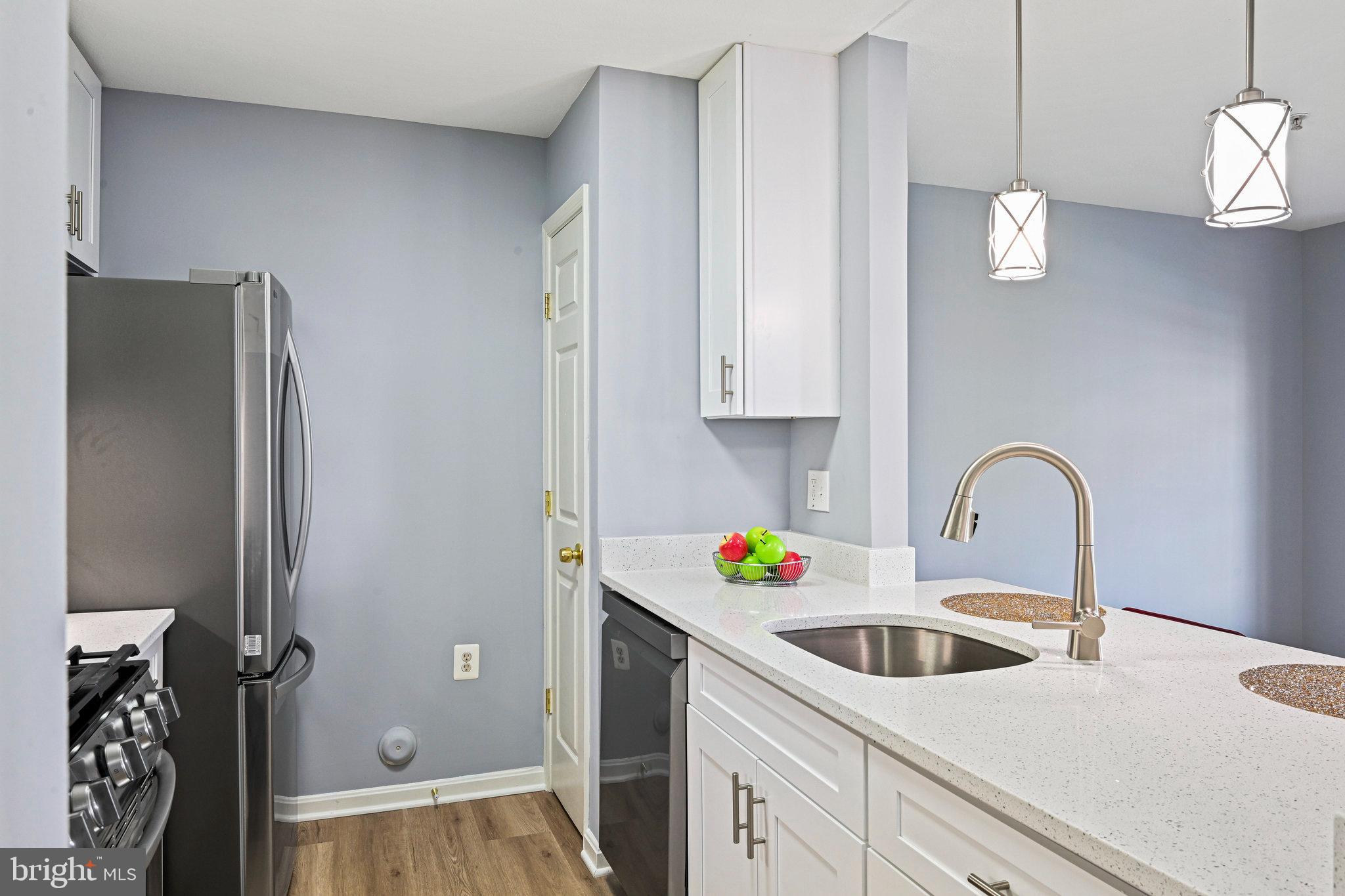 PARKSIDE AT ASHBURN - Residential Lease