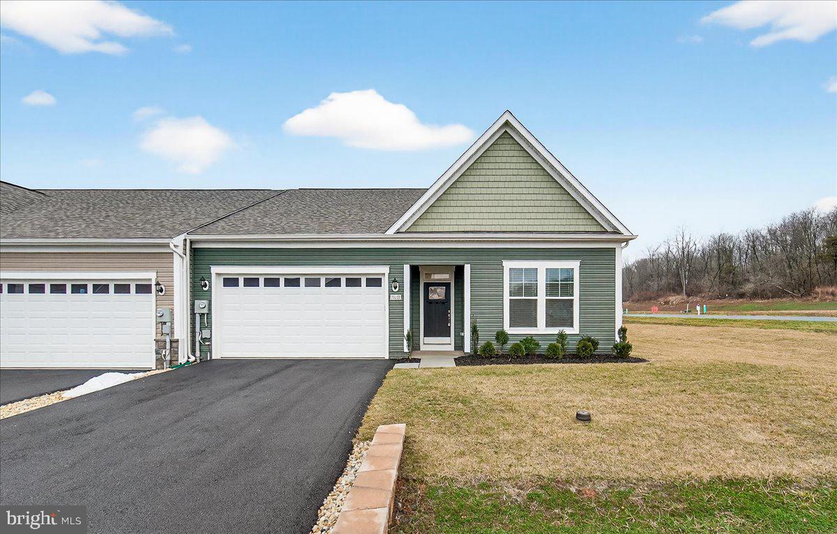 ROSEHILL MANOR - Residential