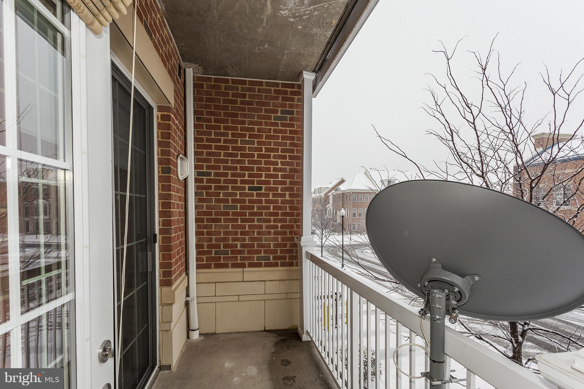 CAMERON STATION - Residential