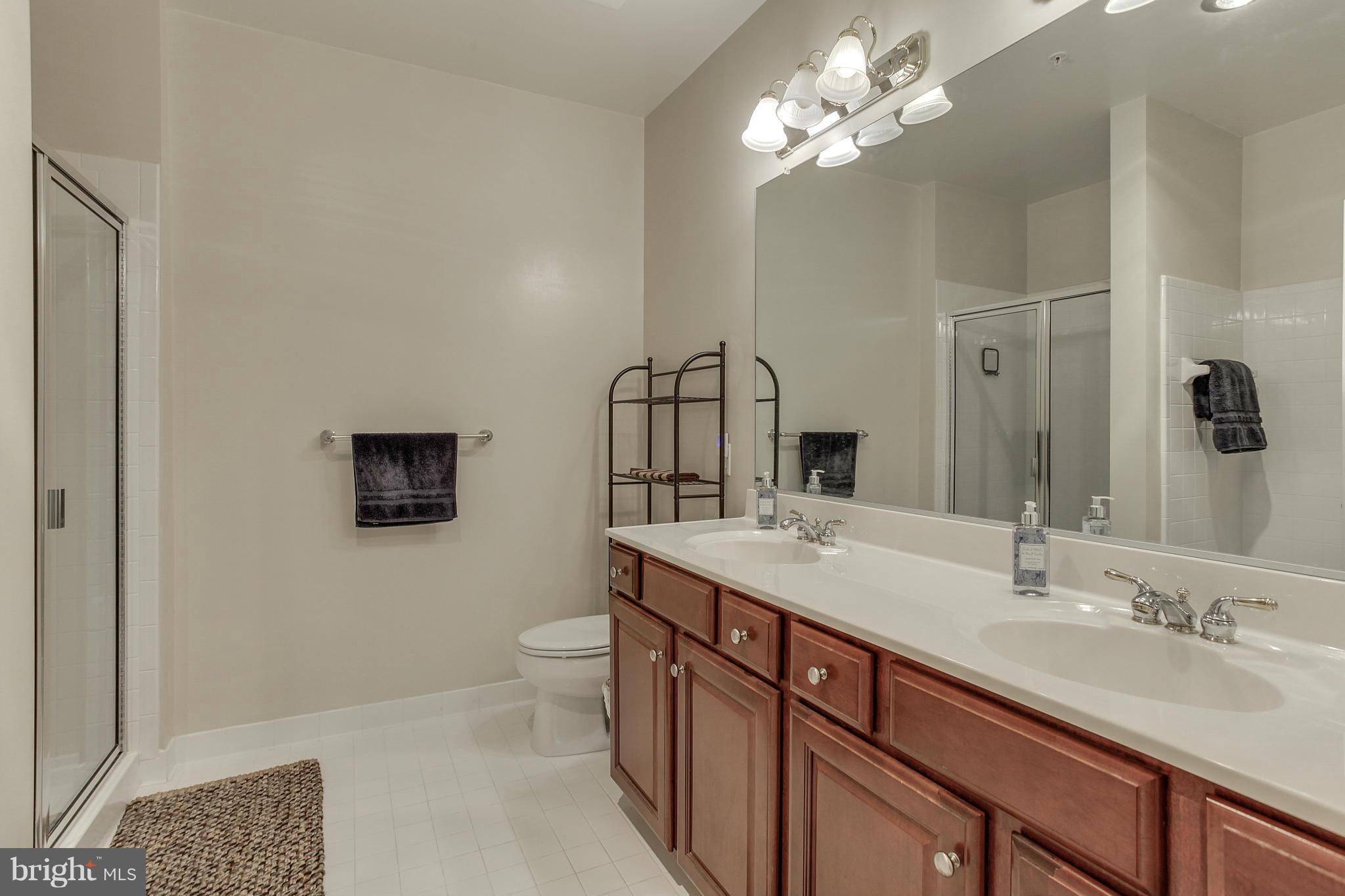 CAMERON STATION - Residential