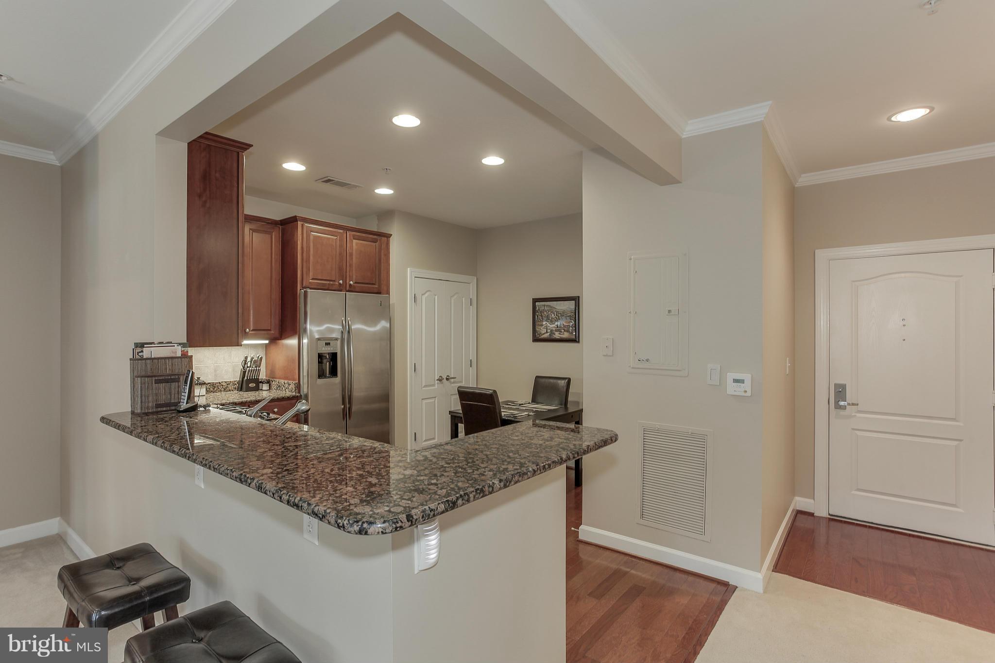 CAMERON STATION - Residential