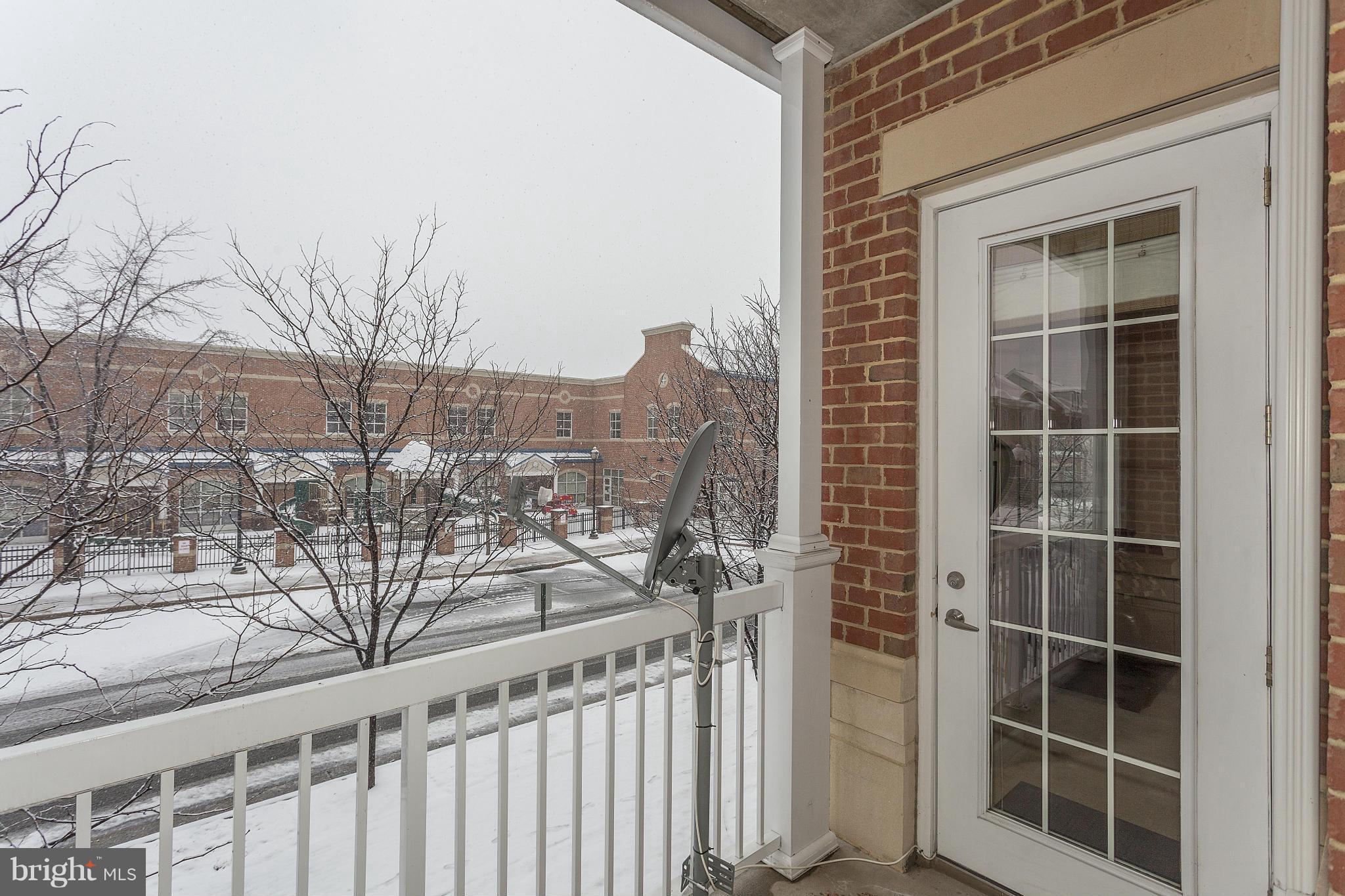 CAMERON STATION - Residential