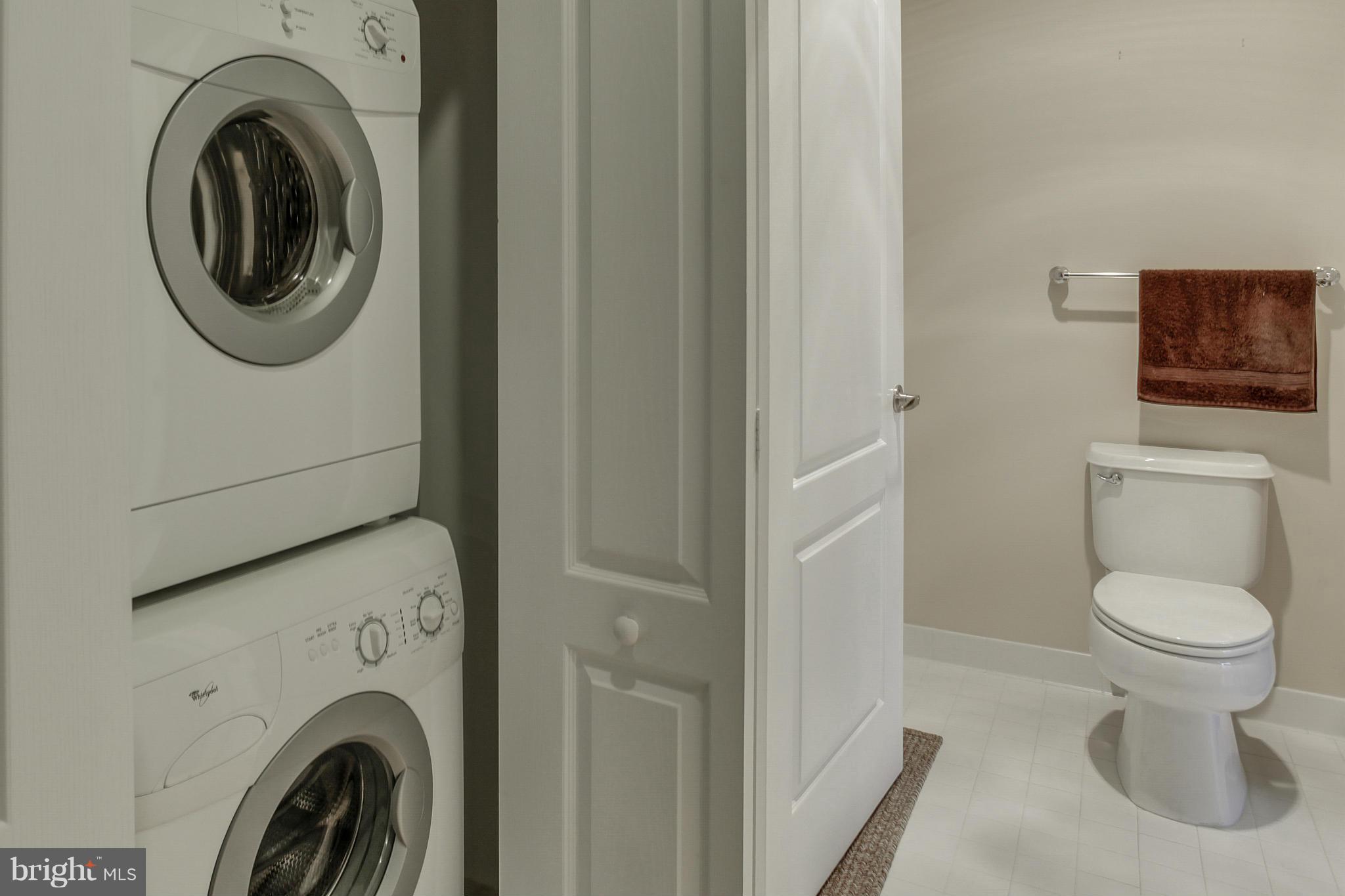 CAMERON STATION - Residential