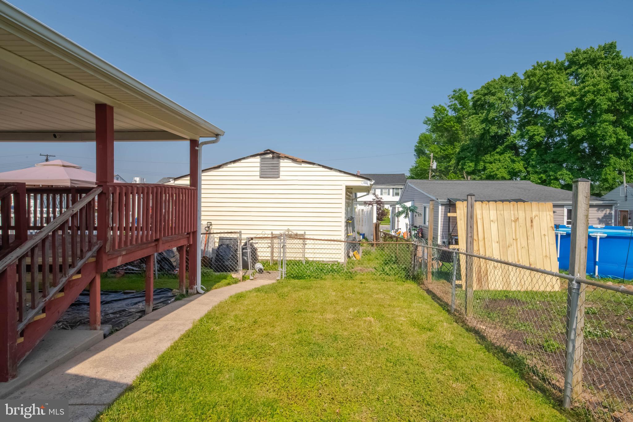 LANDSDOWNE - Residential