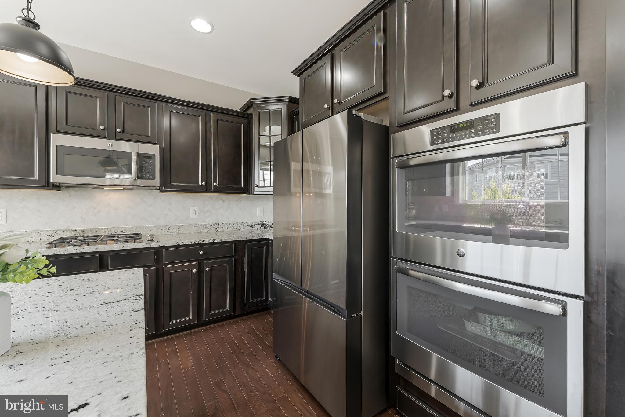 PMW FARMS - Residential