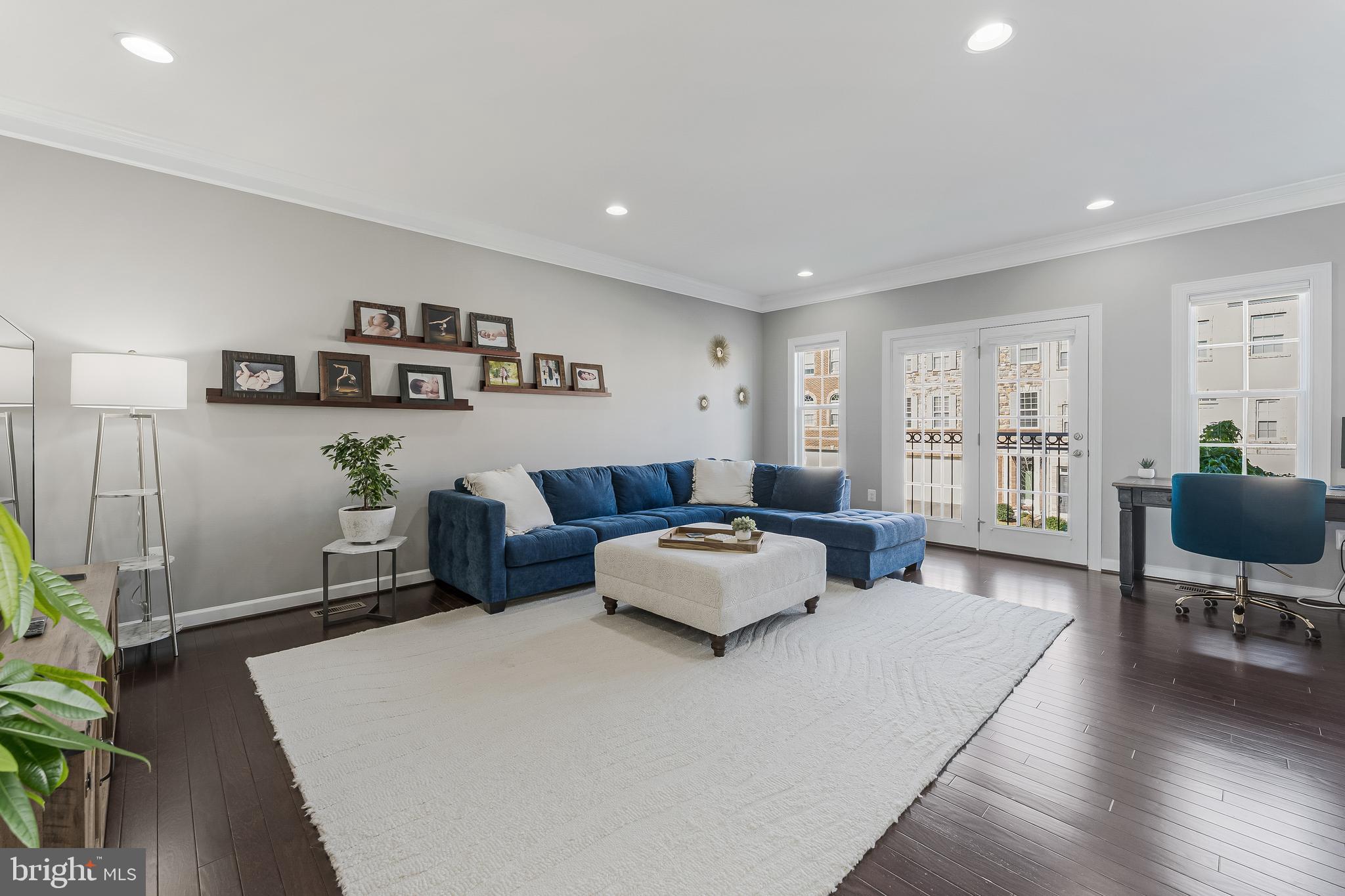 PMW FARMS - Residential