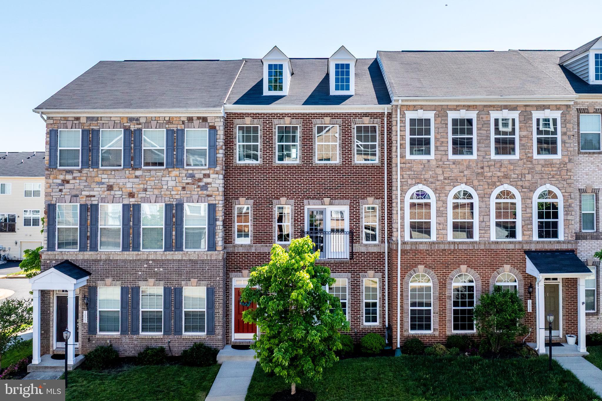 PMW FARMS - Residential