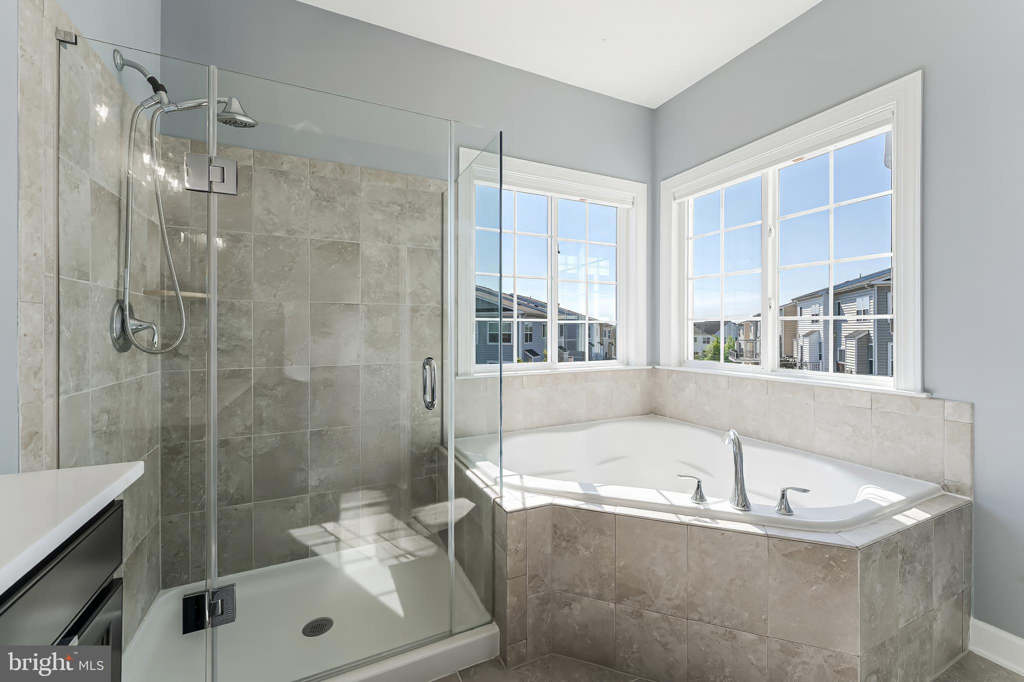 PMW FARMS - Residential