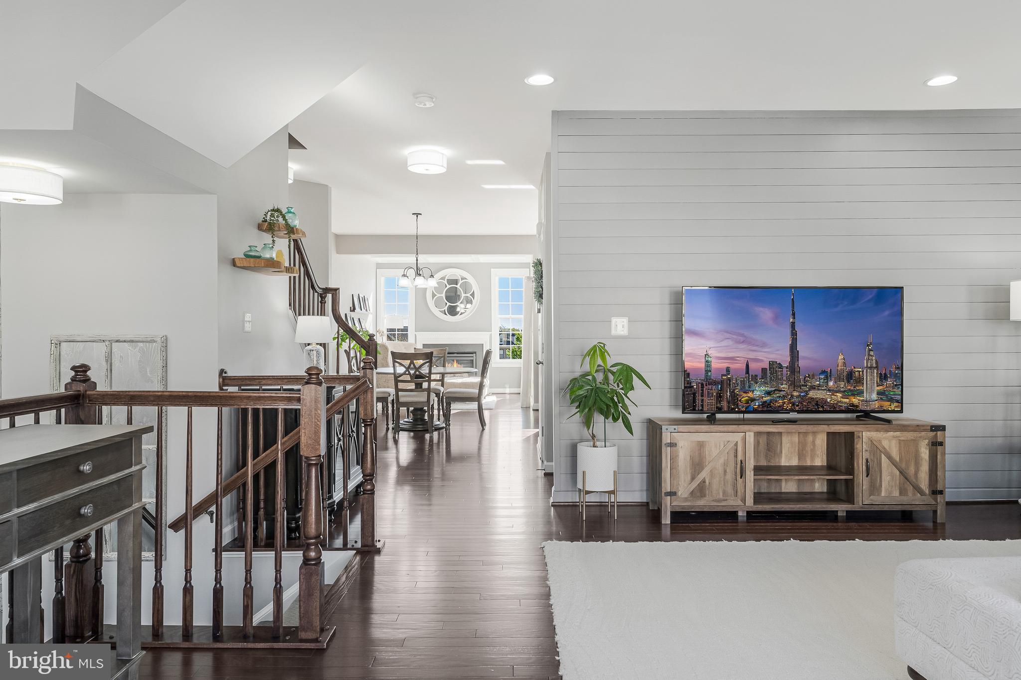 PMW FARMS - Residential