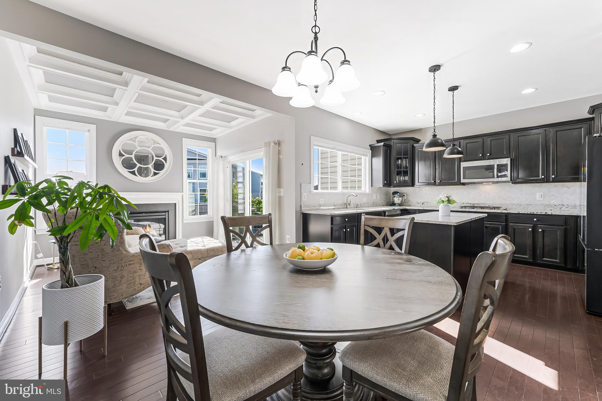 PMW FARMS - Residential