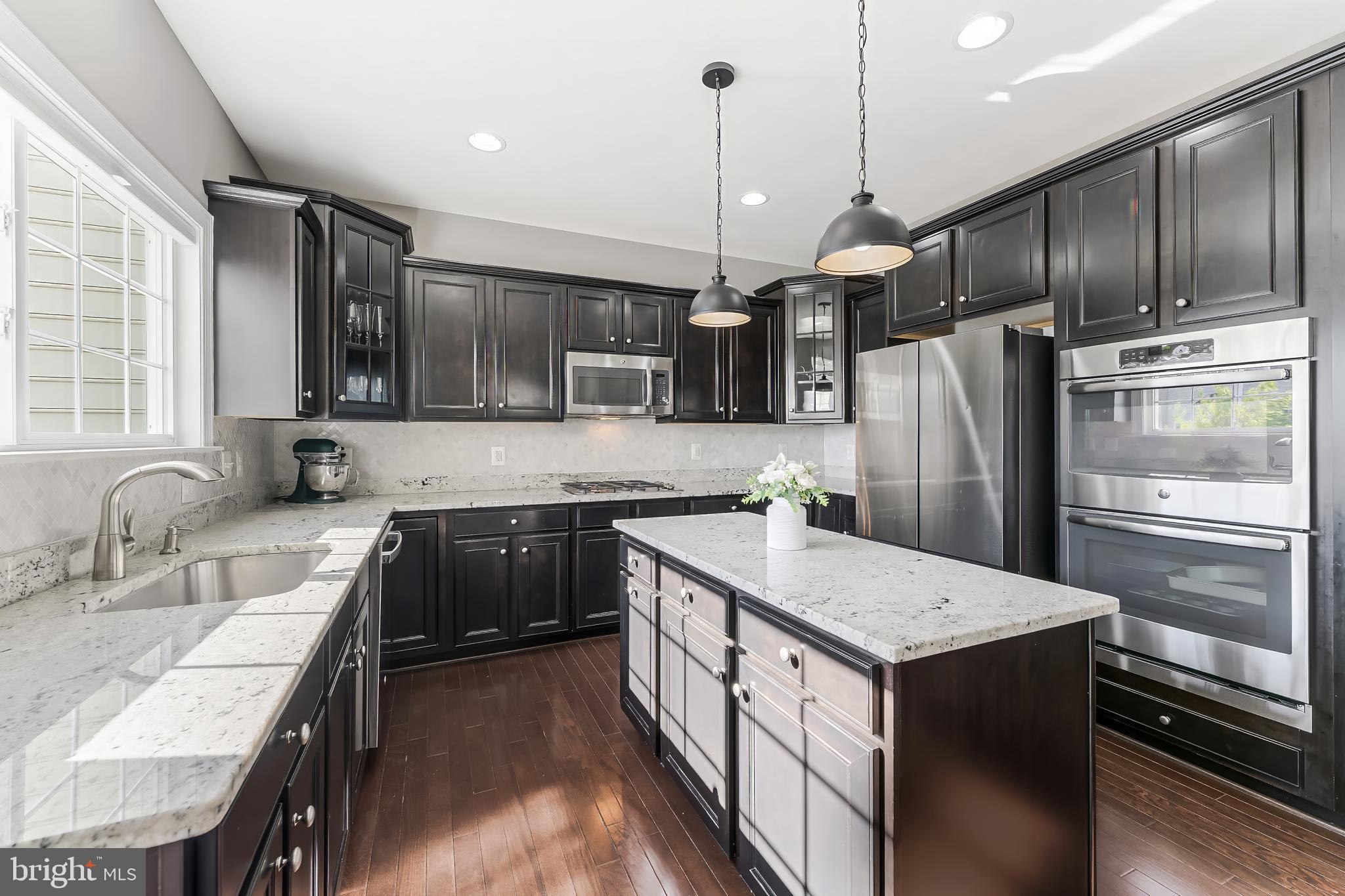 PMW FARMS - Residential