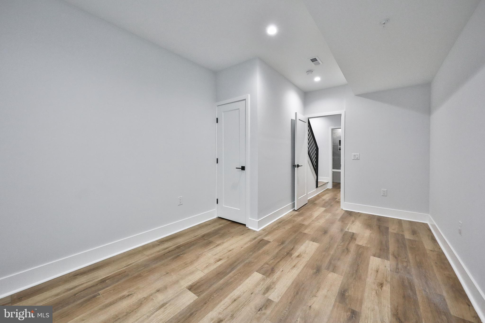 WEST PASSYUNK - Residential Lease