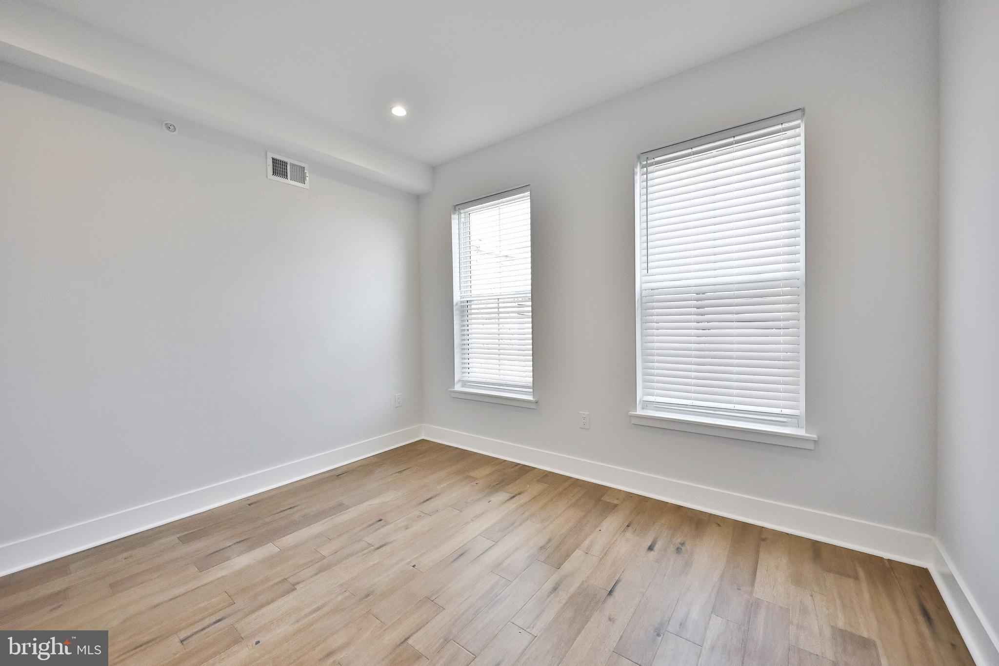 WEST PASSYUNK - Residential Lease