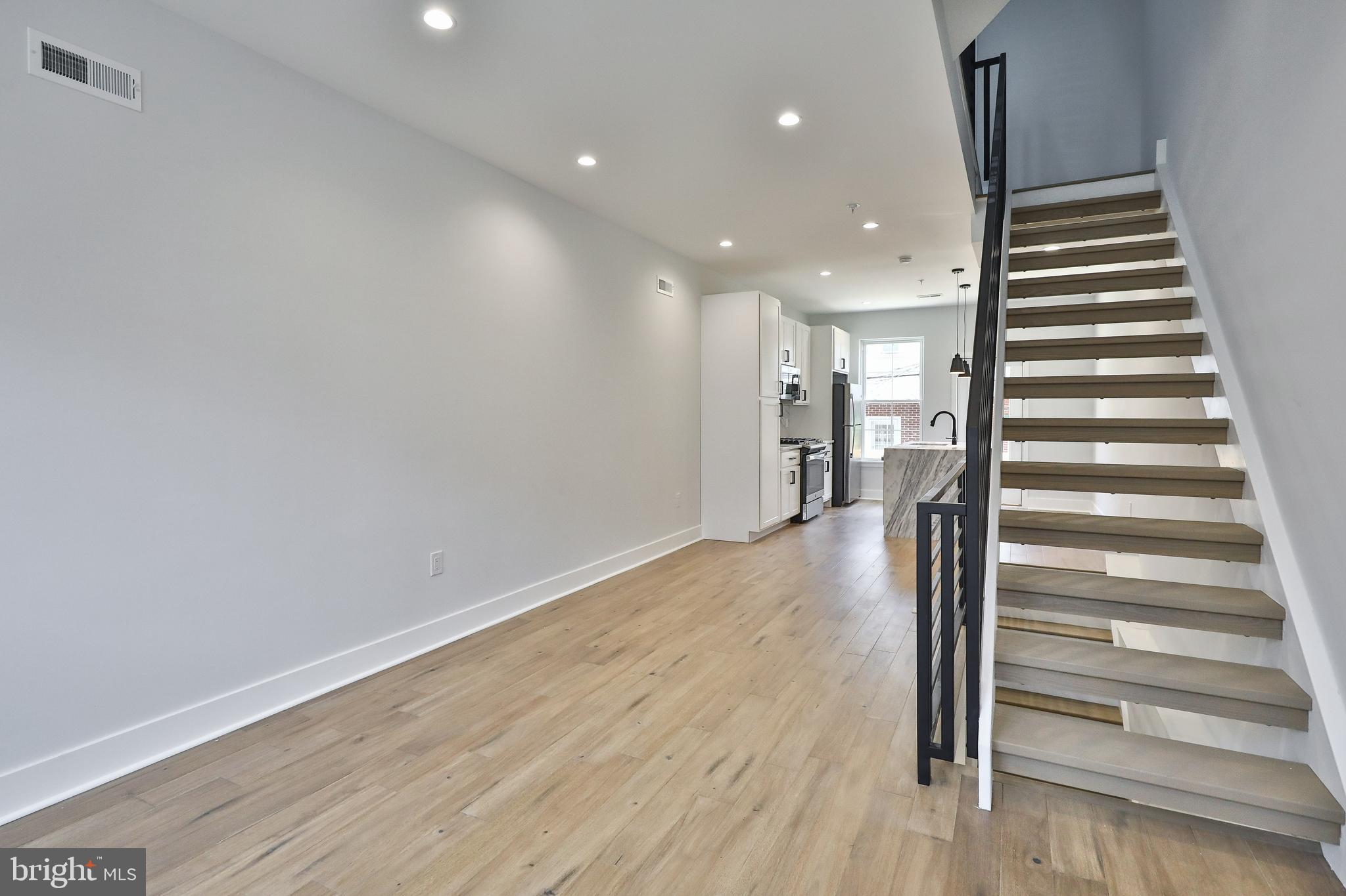 WEST PASSYUNK - Residential Lease
