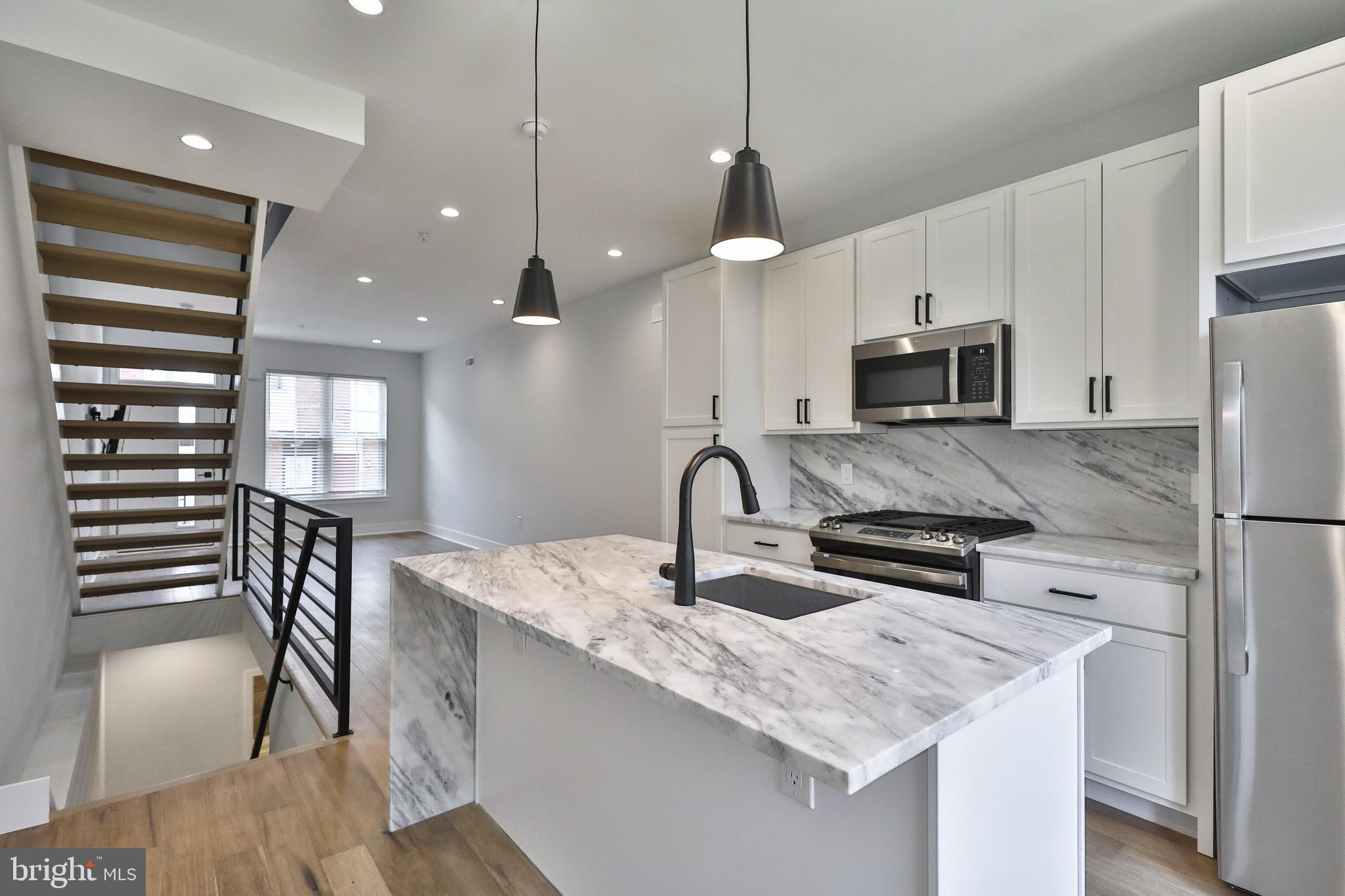 WEST PASSYUNK - Residential Lease