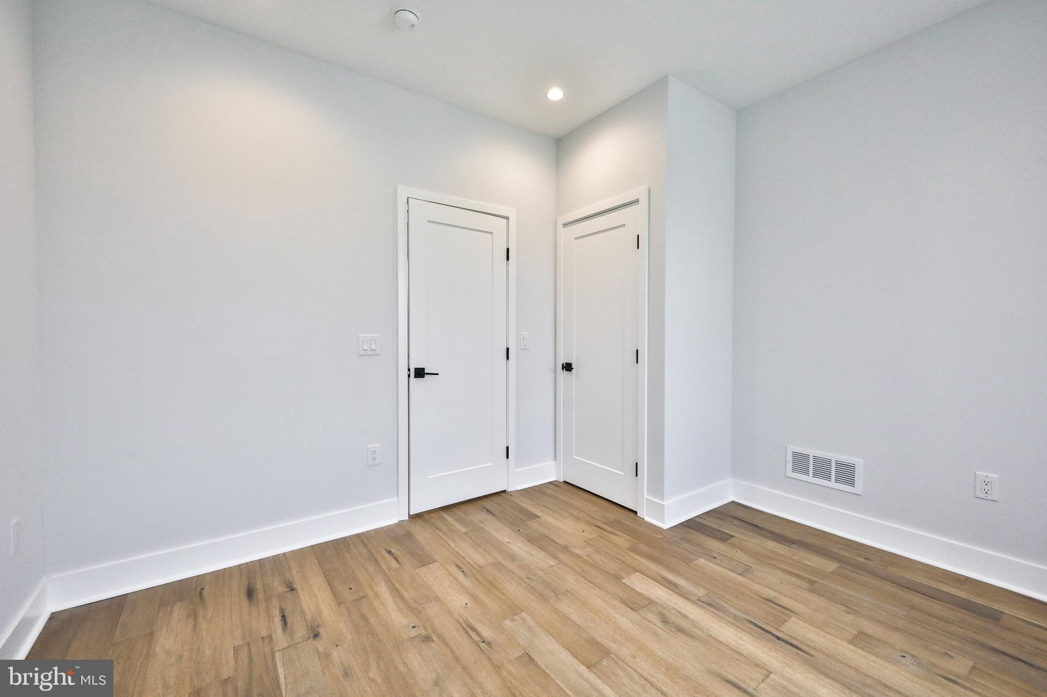 WEST PASSYUNK - Residential Lease