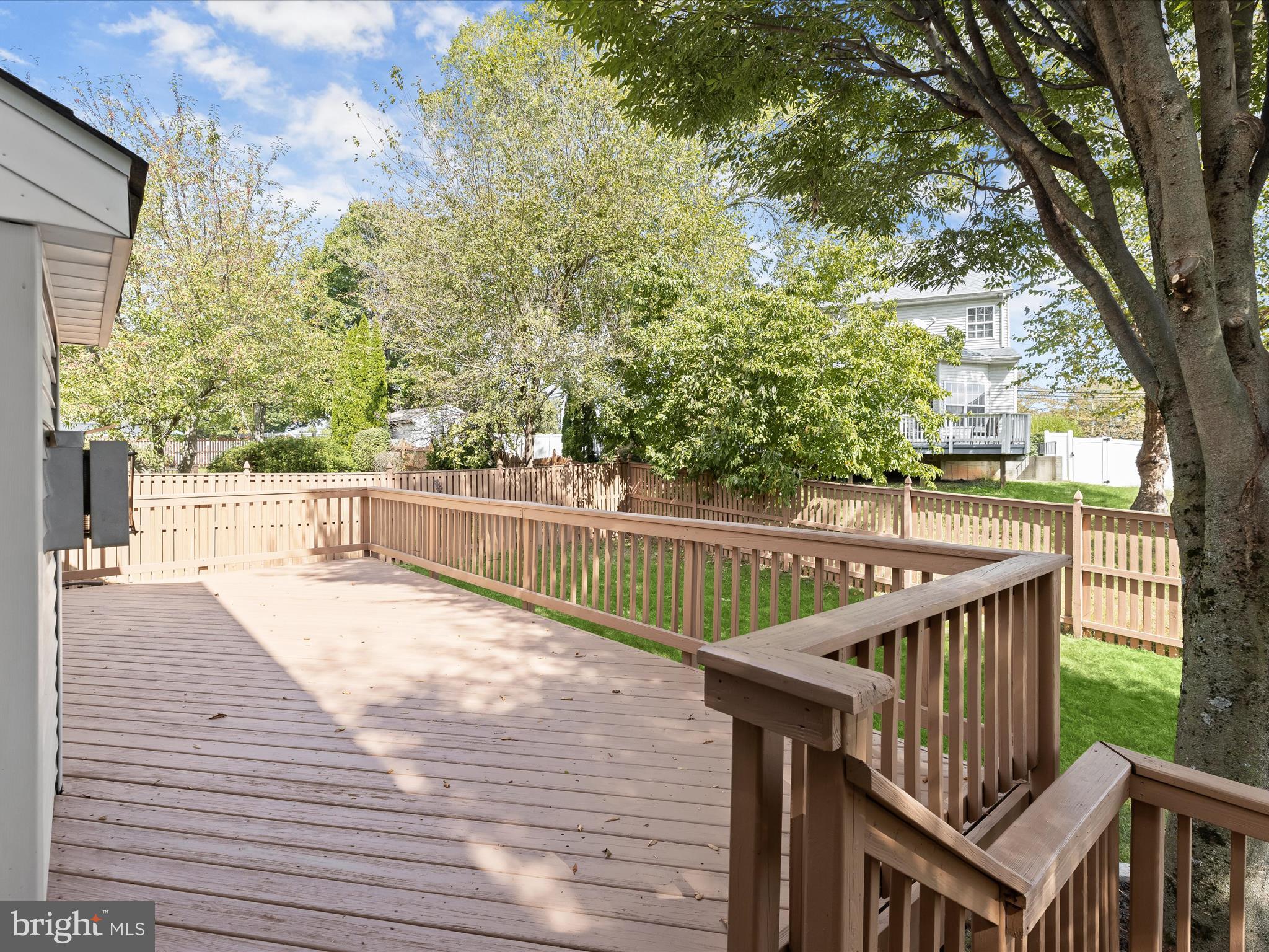 HAWK RIDGE FARM - Residential