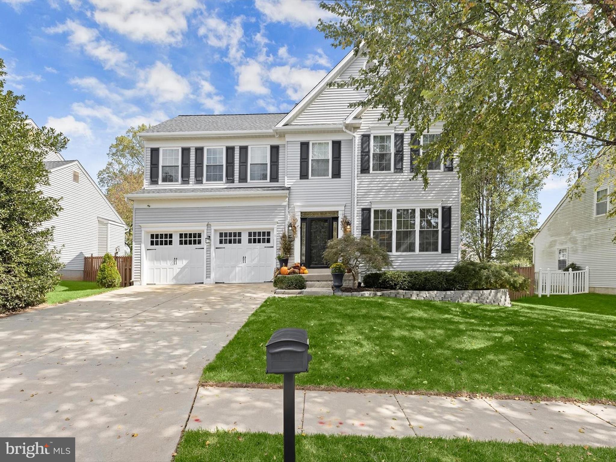 HAWK RIDGE FARM - Residential