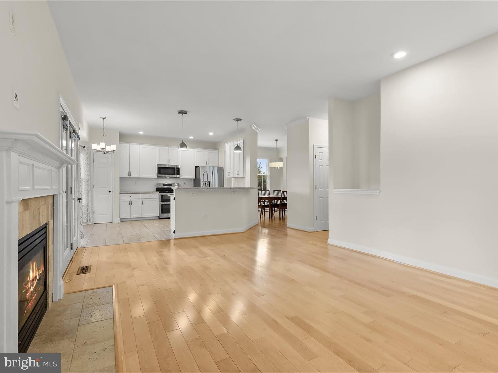 HAWK RIDGE FARM - Residential