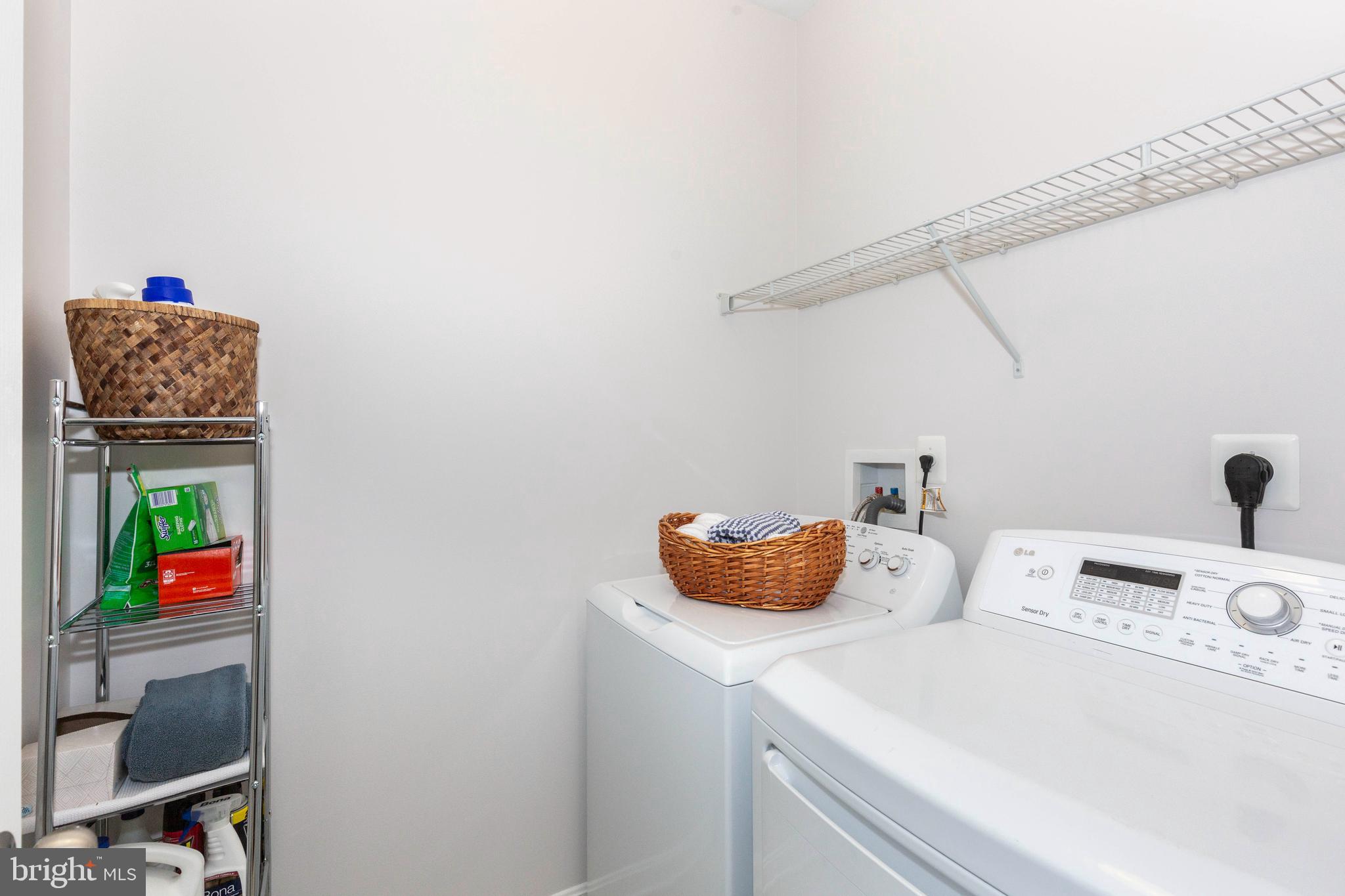 GREENVALE MEWS - Residential