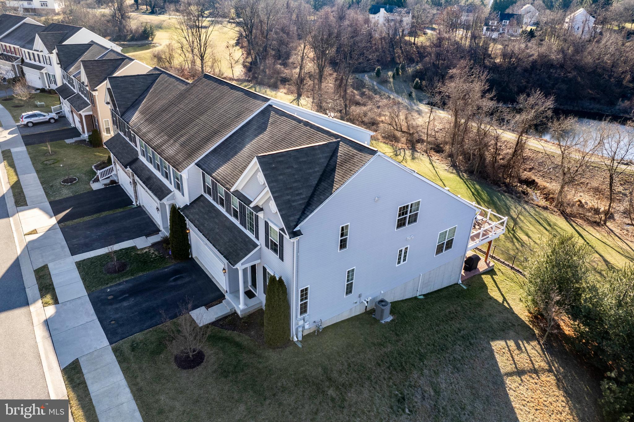 GREENVALE MEWS - Residential