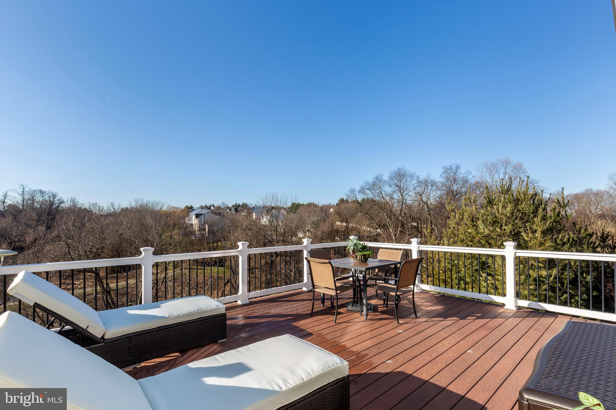 GREENVALE MEWS - Residential