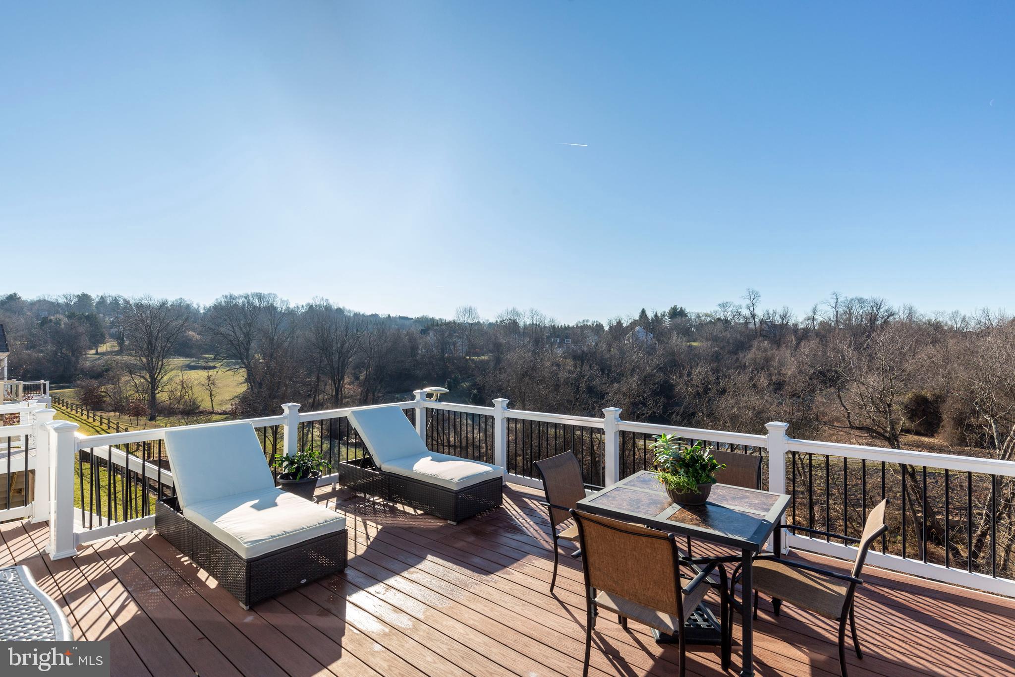 GREENVALE MEWS - Residential