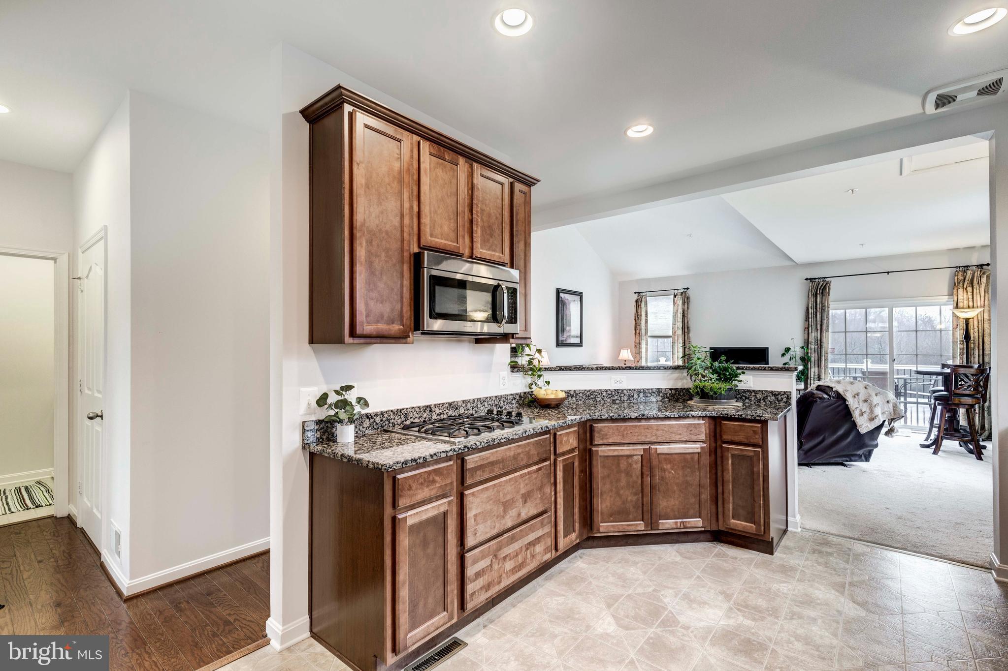 GREENVALE MEWS - Residential