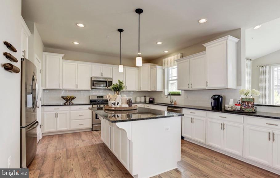 TANYARD COVE NORTH - Residential