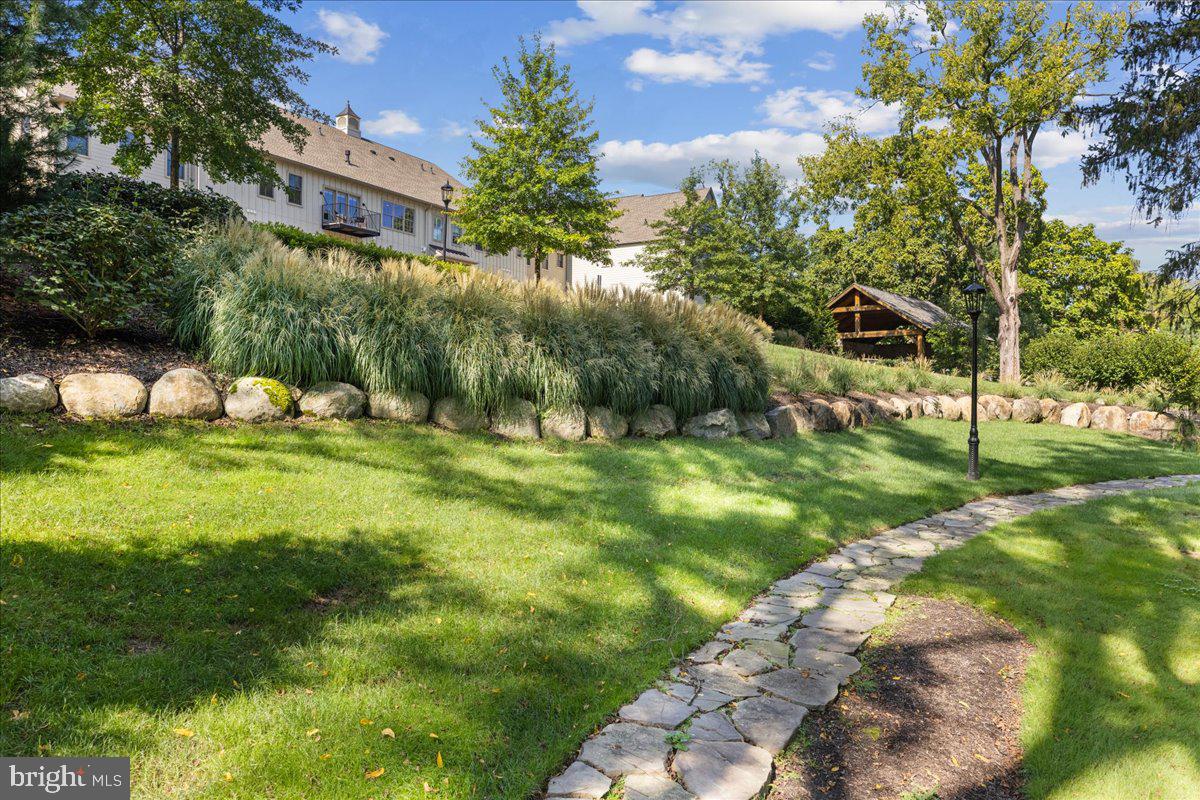 TOWNS EDGE - Residential