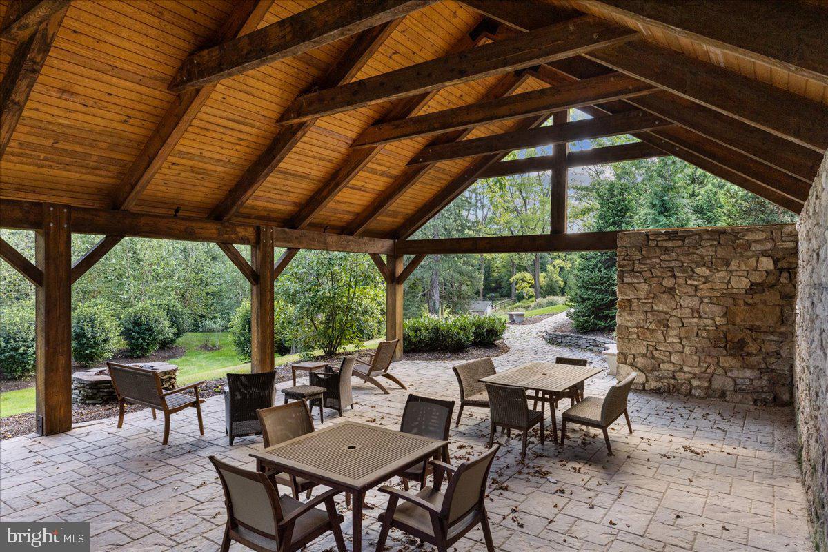 TOWNS EDGE - Residential