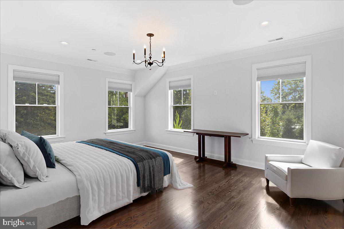 TOWNS EDGE - Residential