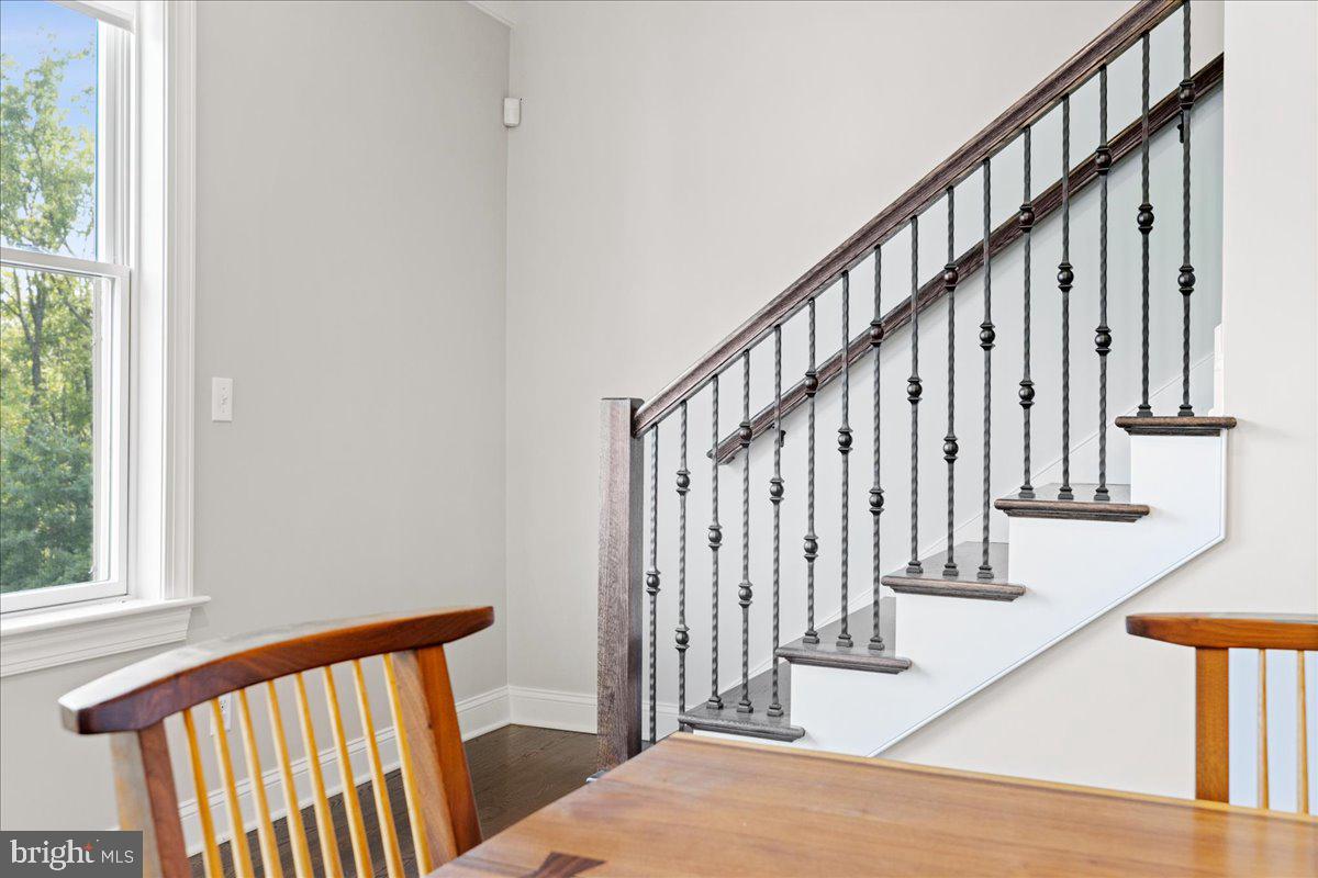 TOWNS EDGE - Residential