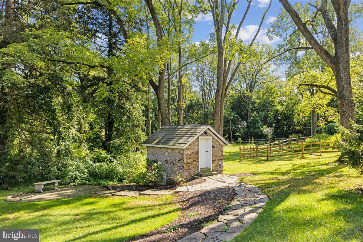 TOWNS EDGE - Residential