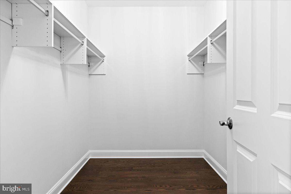 TOWNS EDGE - Residential