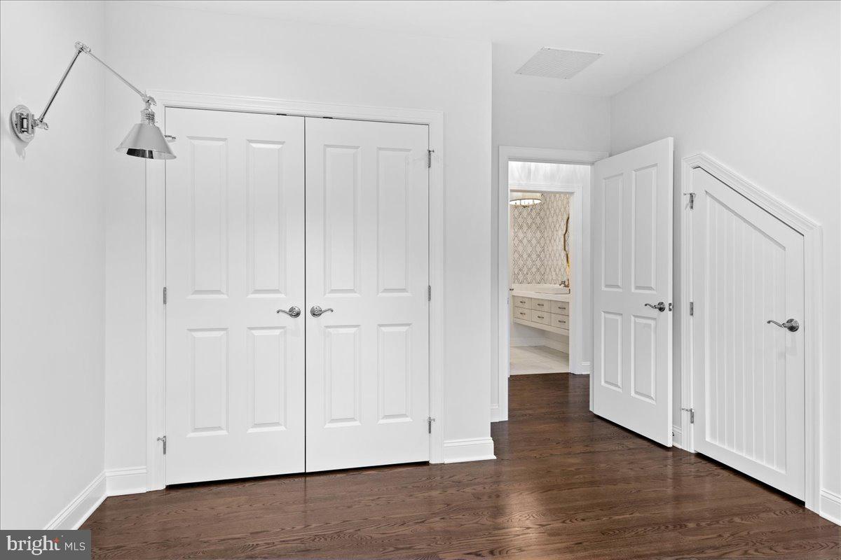 TOWNS EDGE - Residential