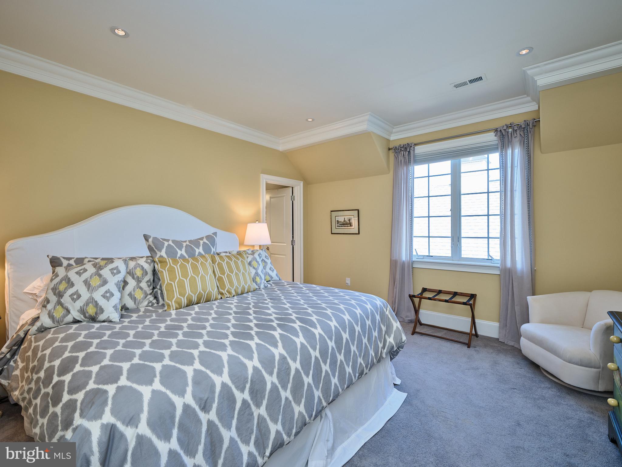 HAVERFORD RESERVE - Residential