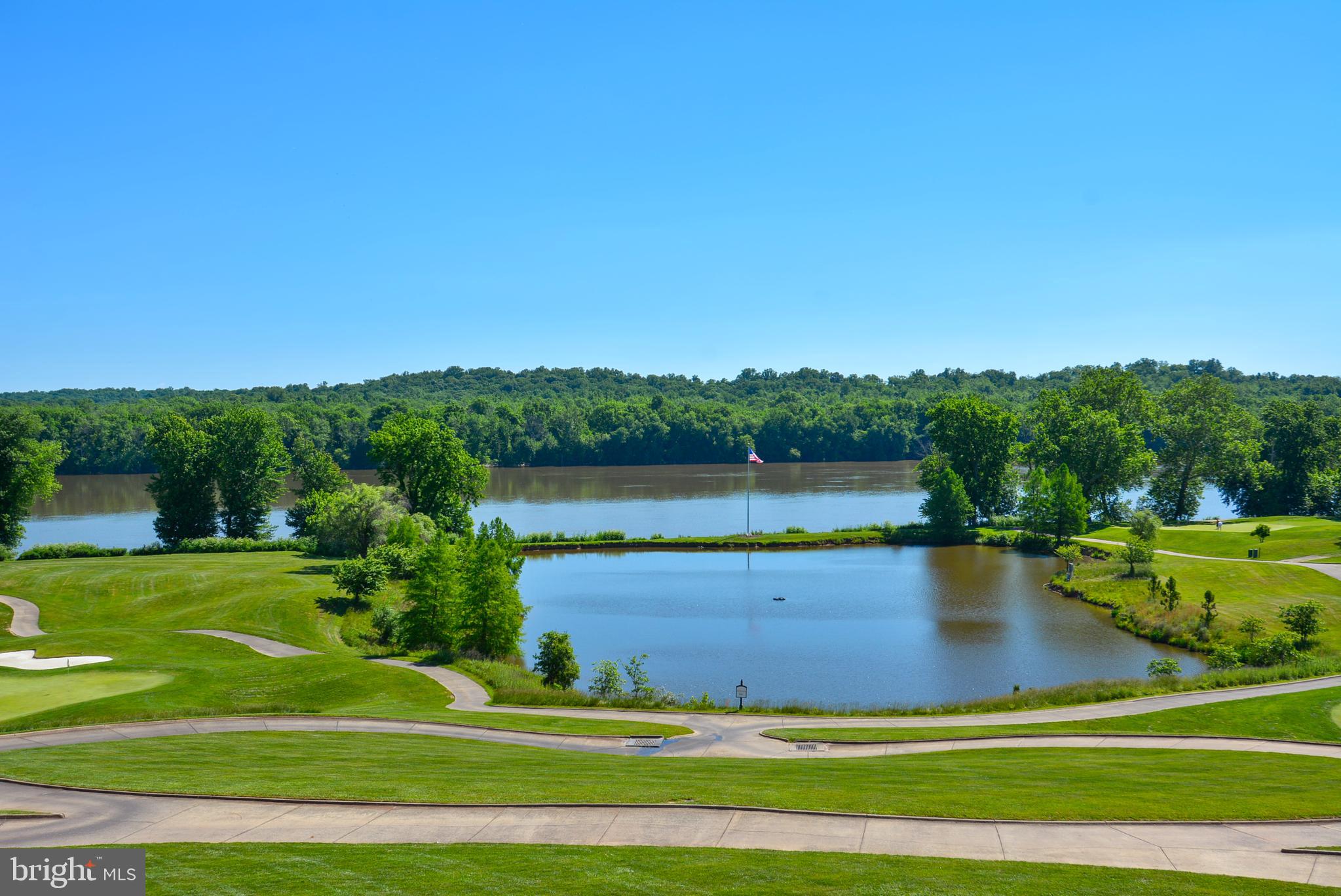 RIVER CREEK - Residential