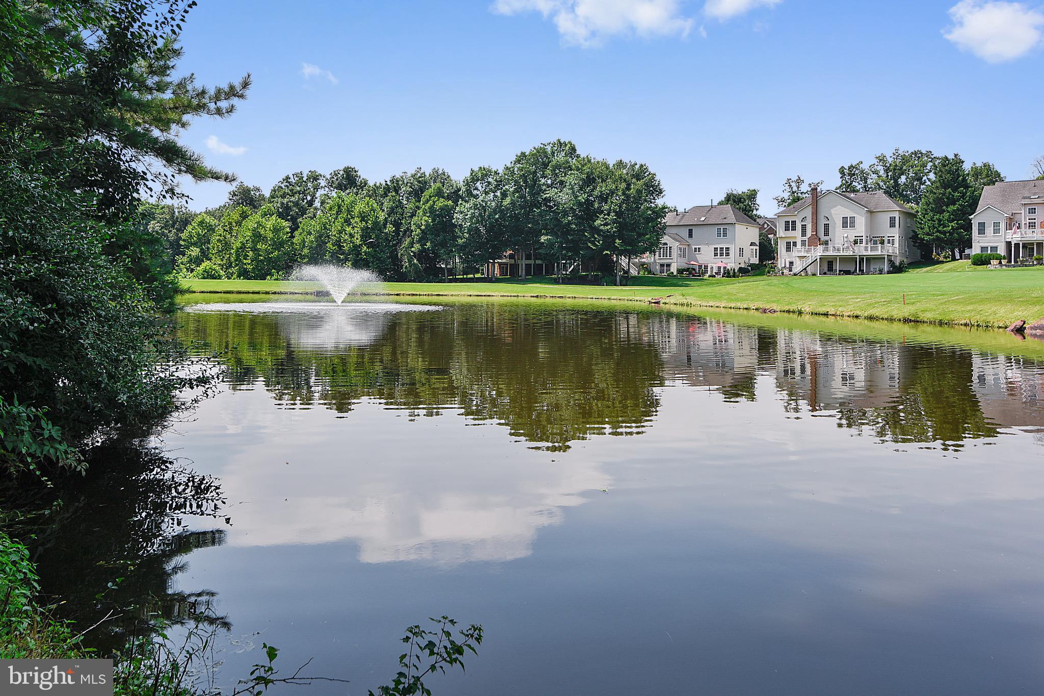 RIVER CREEK - Residential