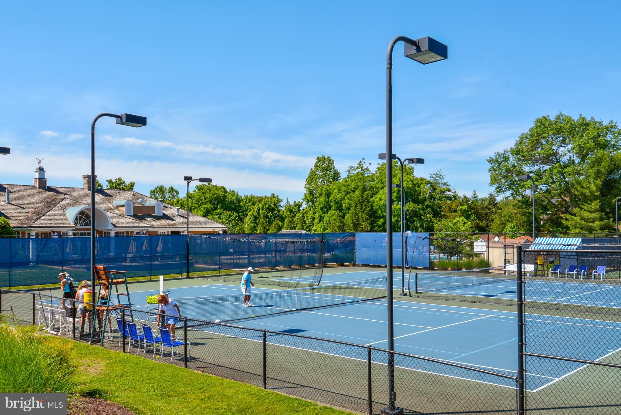 RIVER CREEK - Residential